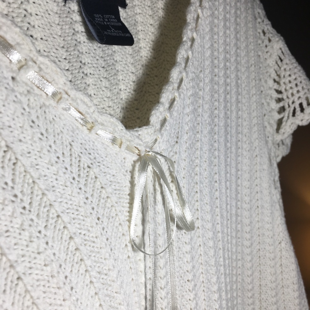 [Elementz] Short-sleeved Crocheted Sweater